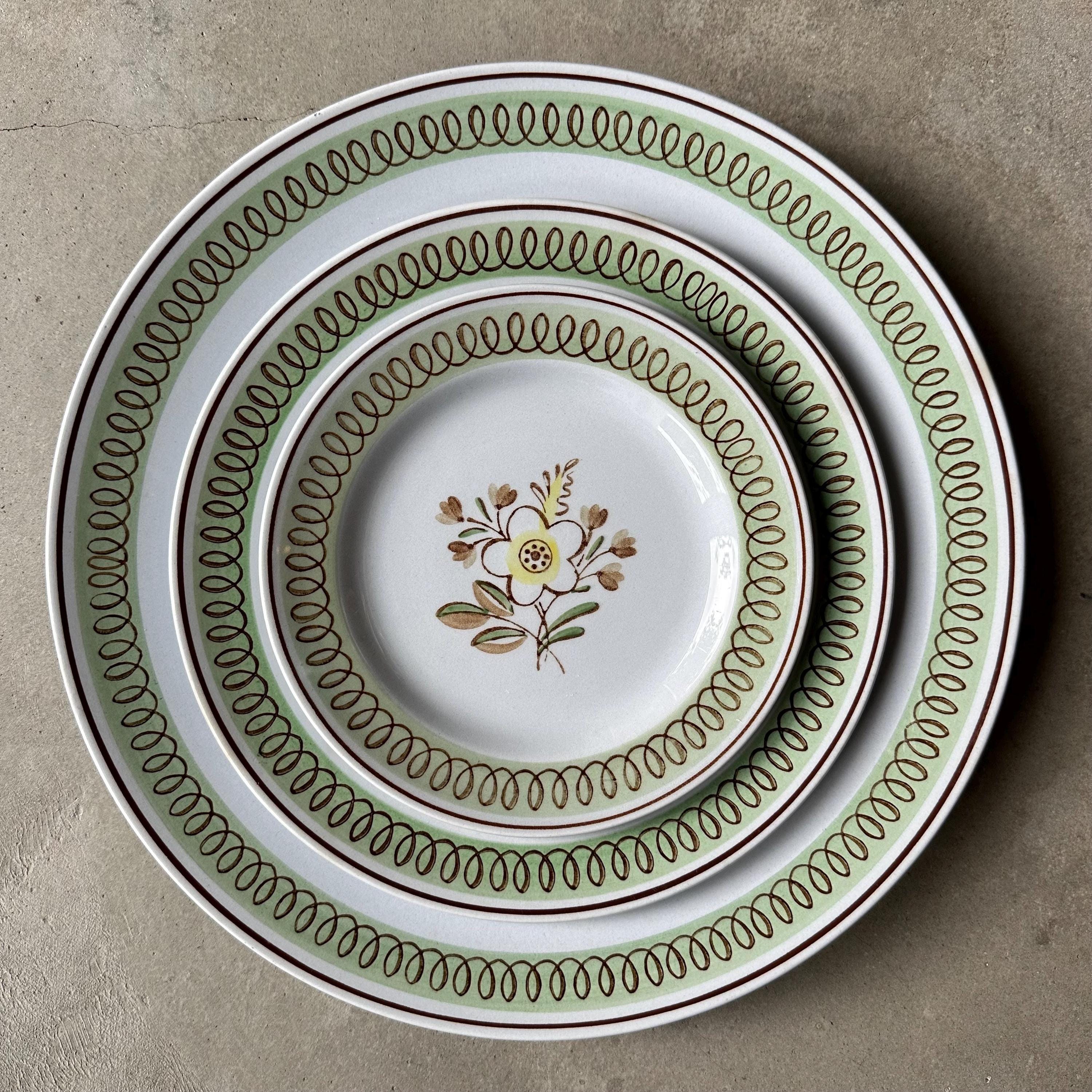 Arabia Finland Hand Painted Dinner Breakfast Plate Set of 3