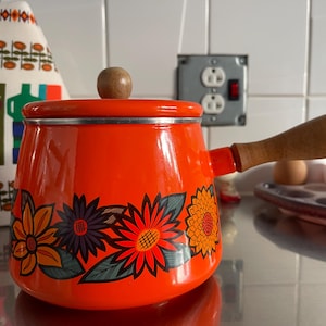 Vintage Enamel Cooking Fondue Pot with Lid Orange 70s