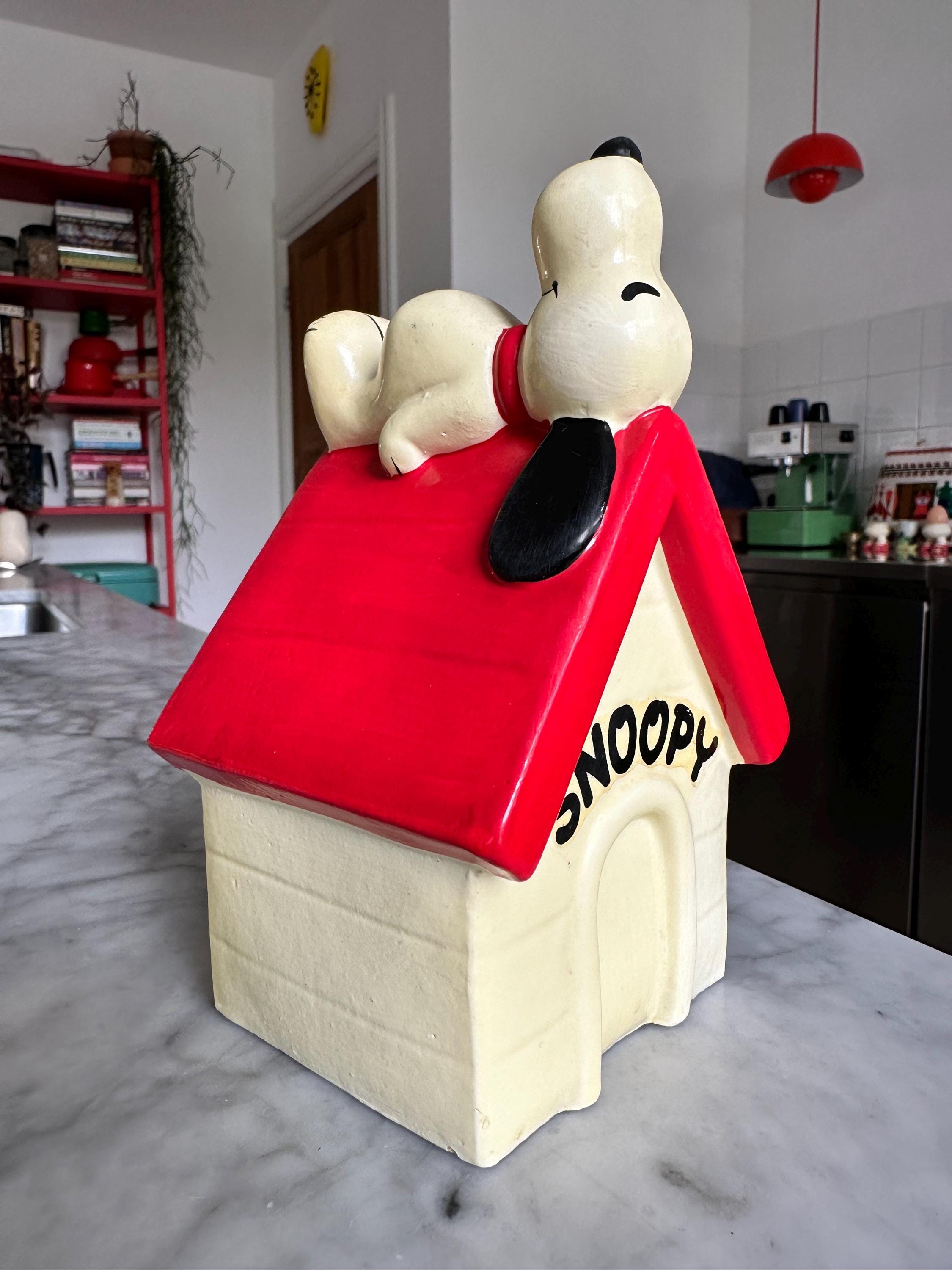 1970 Snoopy Bank - Etsy