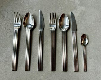 Vintage Boda Buffe Stainless Cutlery Set: Beige Handle Flatware
