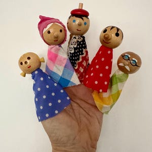TOFA Wooden Finger Puppets Handmade Czechoslovakia sixties vintage