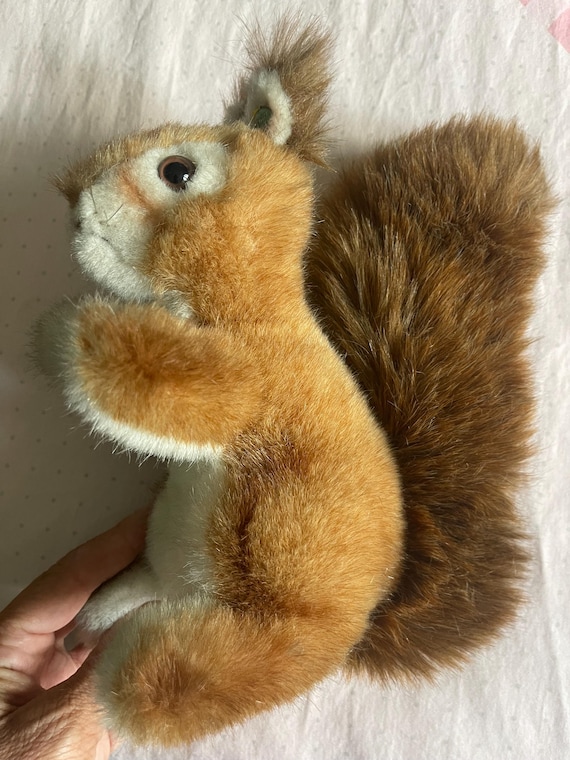 Vintage Steiff Red Squirrel Ricky Collector's Item With Button in