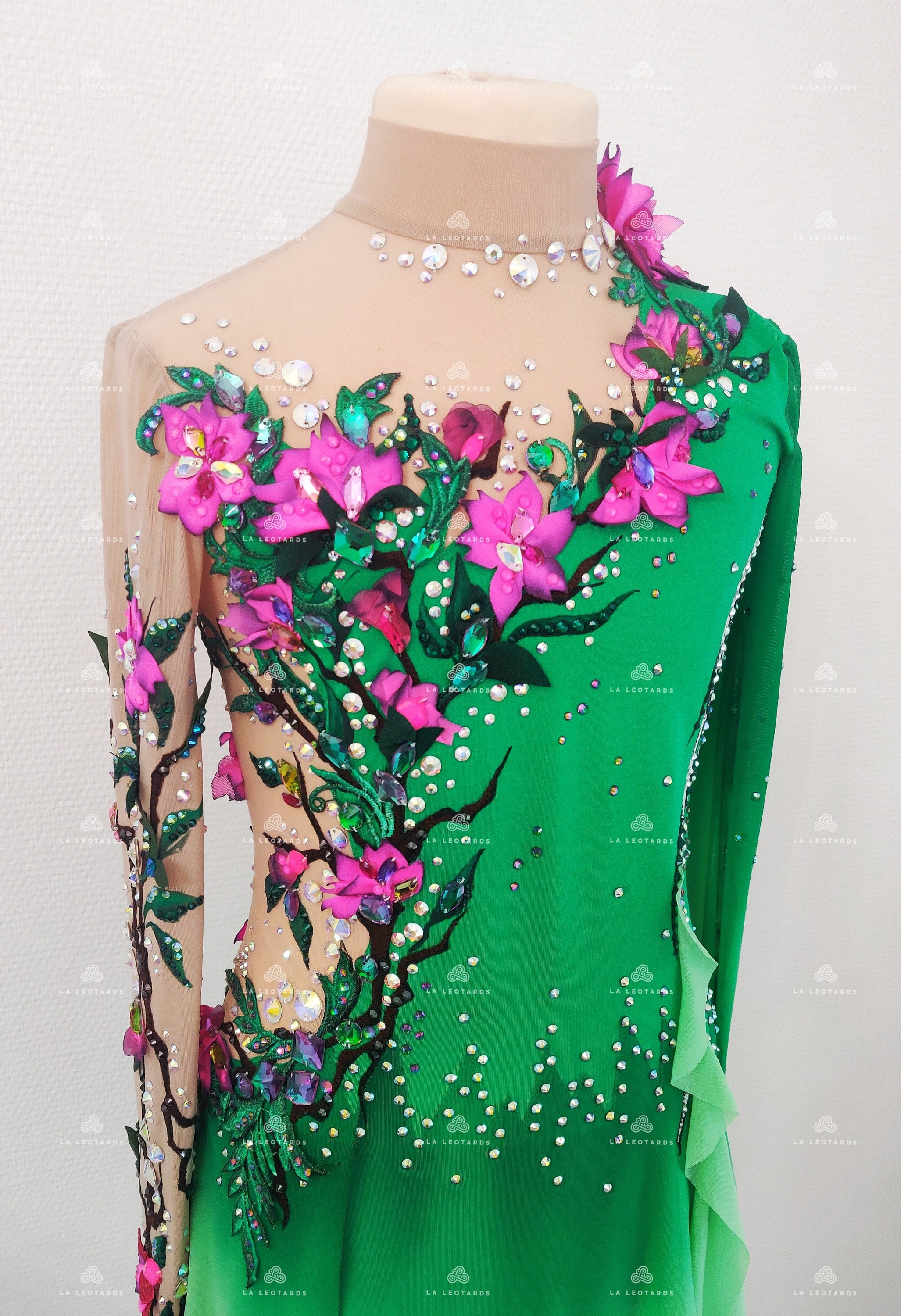 着物・セレモニードレス Enchanted Rose Forest Green Dress 着物・セレモニードレス Enchanted Rose Forest Green Dress