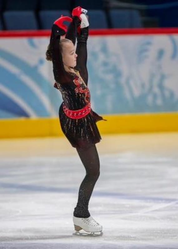 Dance With Dragon ピンク スカル 刺繍 ニット Dance With Dragon ピンク スカル 刺繍 ニット Dance With