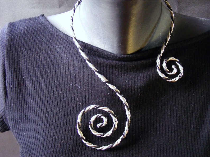 Wire wrapped jewelry Black and Silver color aluminum open spiral necklace Twisted spiral necklace Spiral necklace Minimalist style