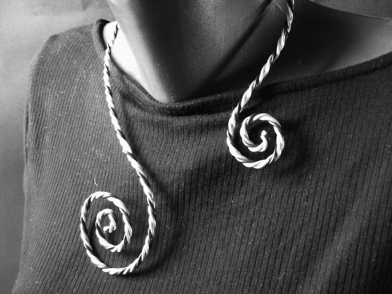 Wire wrapped jewelry Black and Silver color aluminum open spiral necklace Twisted spiral necklace Spiral necklace Minimalist style