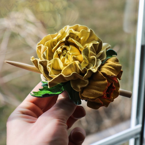 Yellow Peonies Hairclip, Leather Floral Barrette, Made by  display picture 1