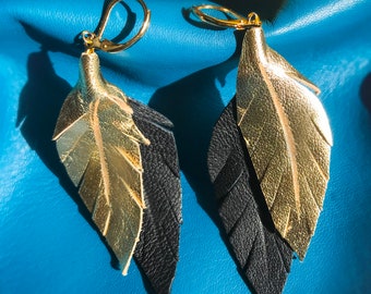 Boucles d'oreilles feuilles en cuir, fabriquées par Oksana