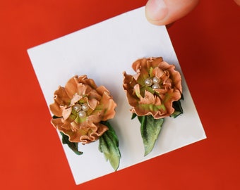 Leather earrings, floral earrings in style of hairclip, made by Oksana
