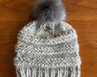 Chunky wool knit hat, Chunky knit beanie, Winter knit hat, Gifts for her, Warm knitted hat/beanie. Faux fur Pom Pom hat