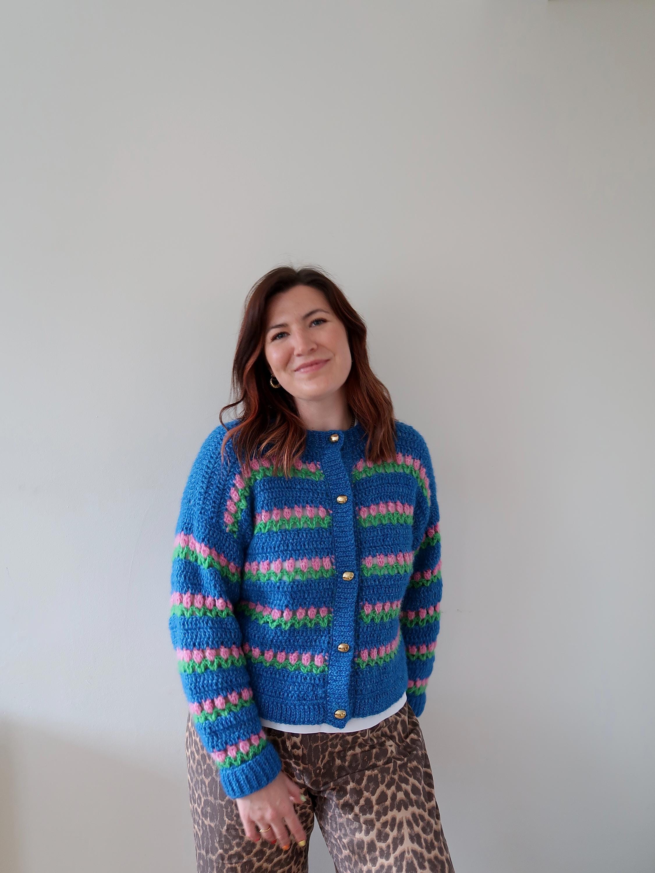 フランス製　カラフル　ハンドニット パフスリーブ　手編み　C21 フランス製 カラフル ハンドニット パフスリーブ 手編み C21 - メルカリ