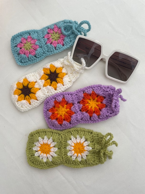 PDF crochet pattern- Granny squares sunglasses case by Realm designs