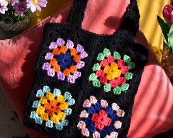 PDF crochet pattern- Granny squares bag by Realm designs