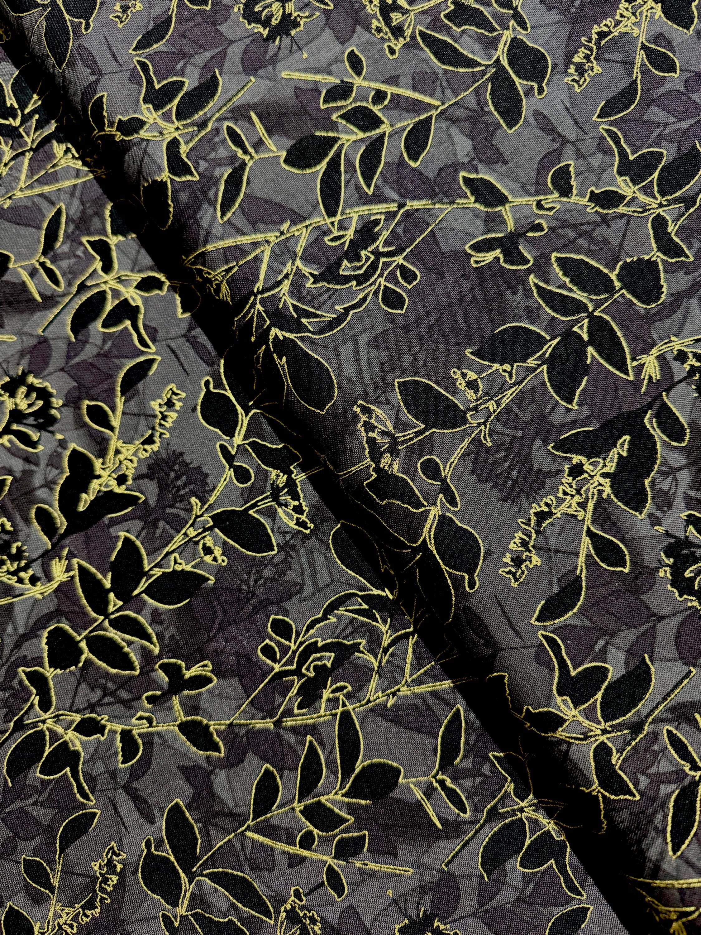 Natural Beauty - Wildflower Silhouette Black/gold Metallic