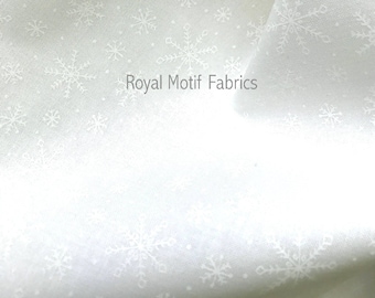 Moda Fabrics - Muslin Mates - Snowflakes White - Muslin Cotton Fabric