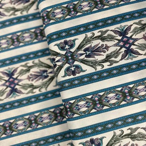 Floral Fantasy - Border Iris Fabric by Jinny Beyer - Cotton Fabric