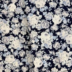 Sevenberry English Garden - Roses Navy - Cotton Fabric