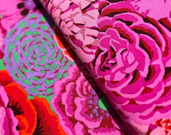 Kaffe Fassett Collective - Bekah Magenta Fabric by Philip Jacobs - Cotton Fabric