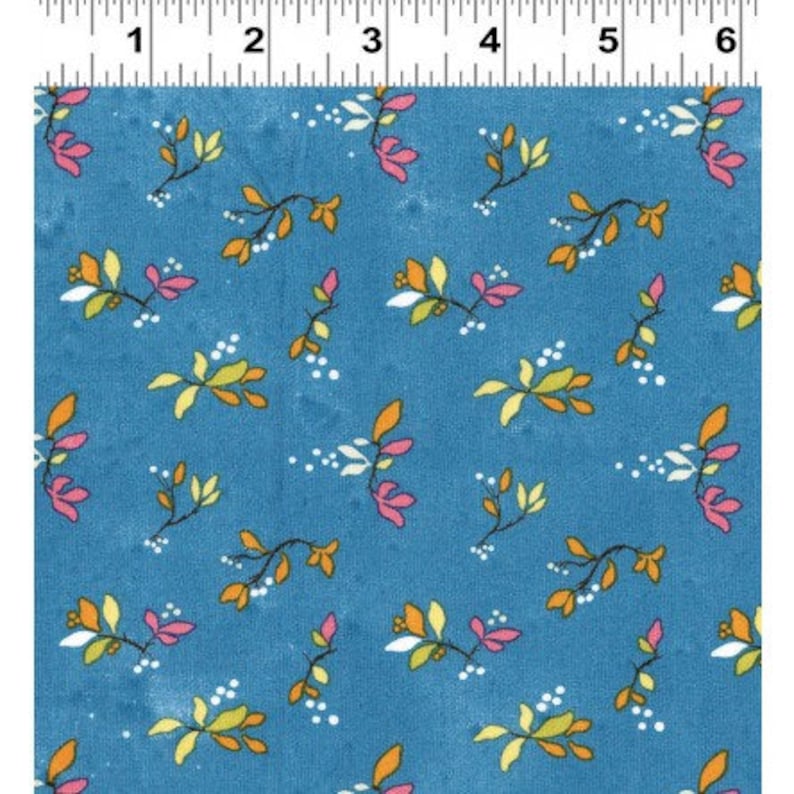*Sold by the Yard* Clothworks Ramble /& Roost Organic Cotton Fabric