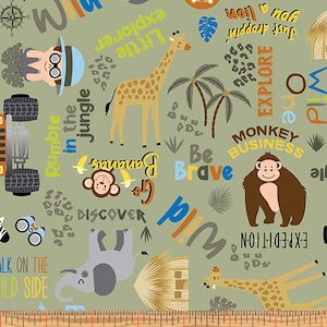 Safari Adventure - On Safari Words Olivgrüner Stoff von Kanvas Studio - Baumwollstoff