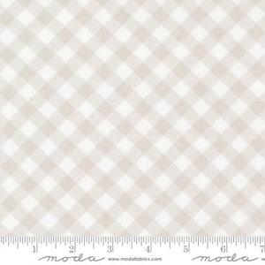 Moda Fabrics - The Shores - Linen White Pebble Fabric by Brenda Riddle - Cotton Fabric