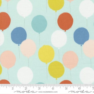 Delivered With Love Light Aqua - Tessuto per palloncini di Paper And Cloth Design Studio - Tessuto di cotone