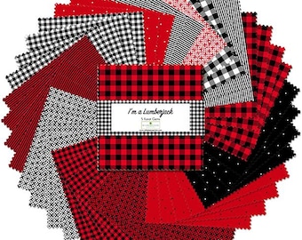 Può includere: Una disposizione circolare di quadrati di tessuto con motivi rossi, neri e bianchi. I tessuti includono quadretti, righe, pois e scozzesi. Un'etichetta centrale recita "I'm a Lumberjack."
