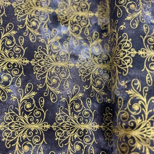 Florale Impressionen - Washed Tonal Filigree Faded Dark Grey Gold - Metallic Cotton Fabric