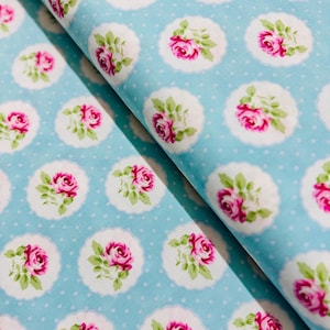 Charlotte - Dotted Rose Blue Fabric by Tanya Whelan - Tkanina bawełniana