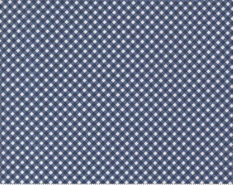 Tela de cuadros vichy de arándanos: tela acolchada de algodón azul marino y blanco de Moda