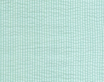 Robert Kaufman - Seersucker Stripe Palm Fabric - Width 56" - Cotton & Polyester Blend