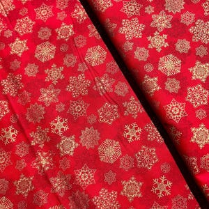 Holiday Flourish-Snow flower - Snowflakes Crimson Gold Fabric - Metallic Cotton Fabric