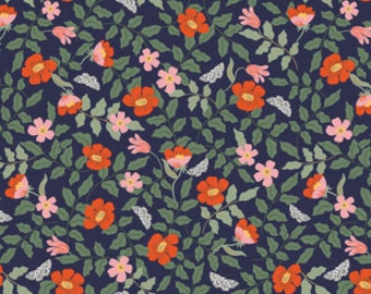 Strawberry Fields - Primrose Navy von Rifle Paper Co. - Baumwollstoff