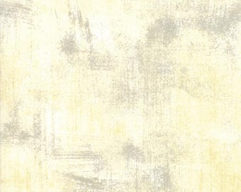 Grunge Basics - Tessuto color crema di BasicGrey per Moda Fabrics - Tessuto di cotone