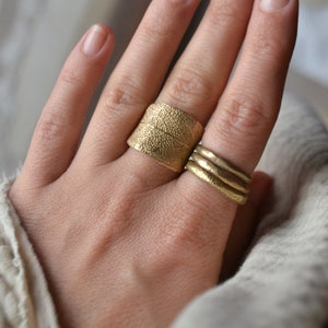 Sage ring, handcrafted unique boho minimal jewellery, gold bronze ring image 6