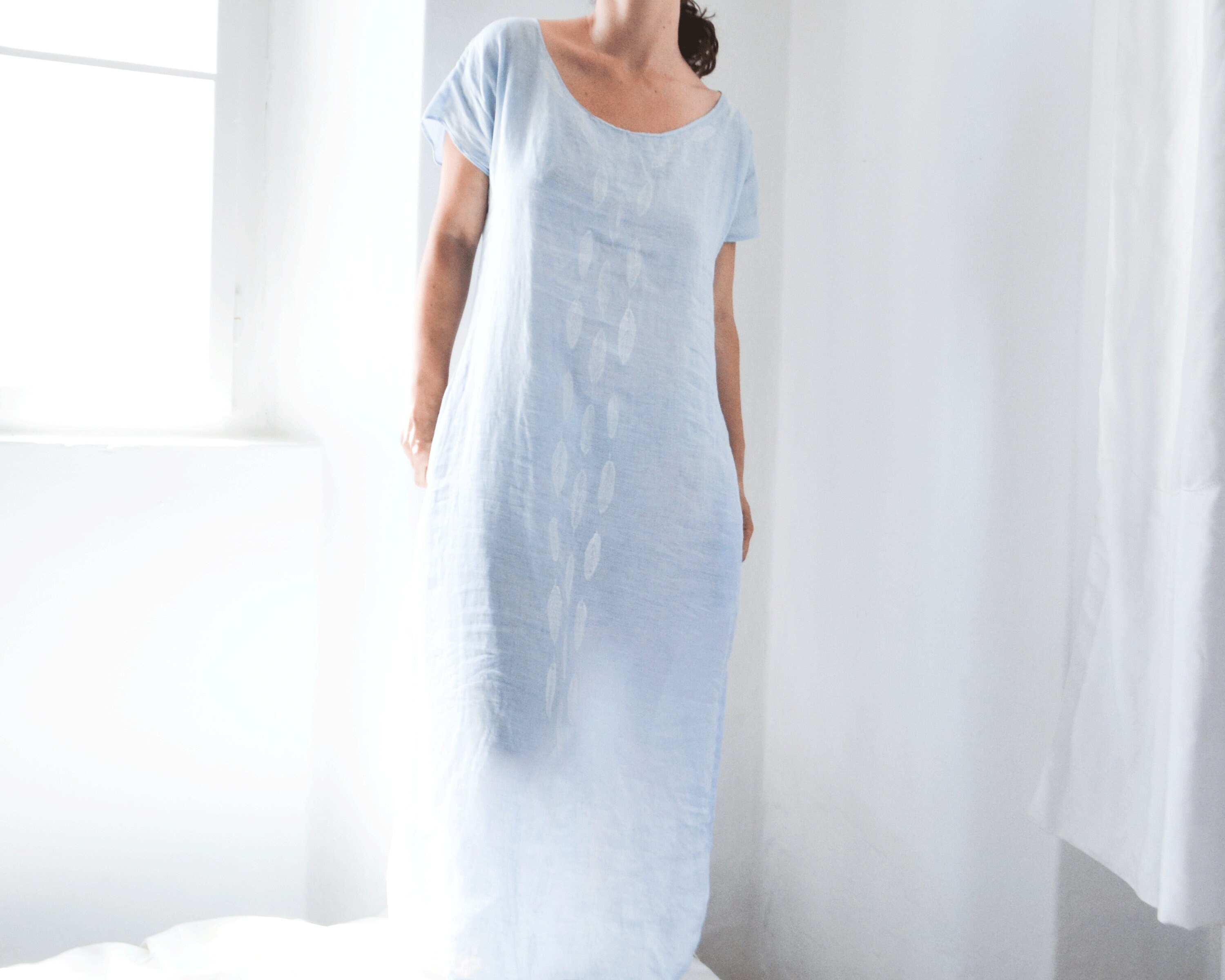 Linen dress with pockets