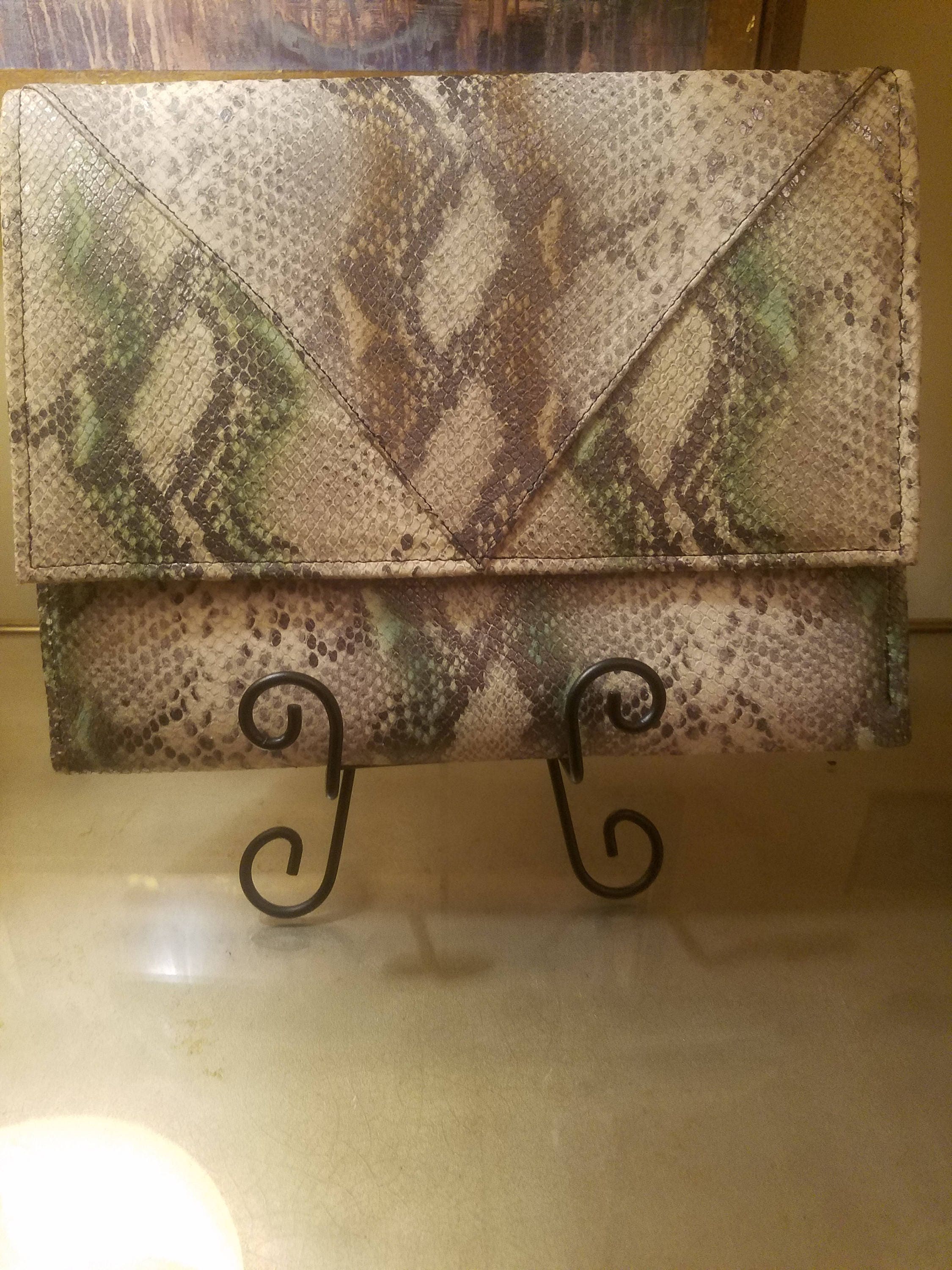 adachic sneaker boots