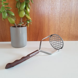 Vintage Wooden Green Handle Masher, Country Style Hand Masher, Green Wood,  