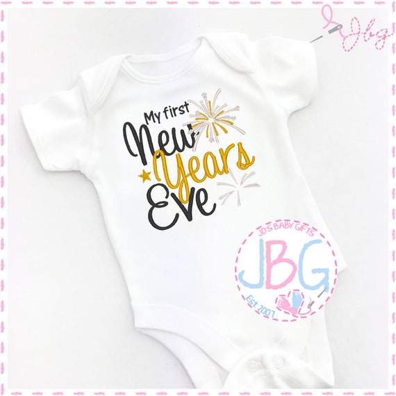 christmas eve baby grow