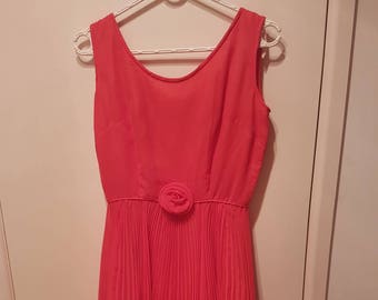 Vinage Pink Pleated Dress