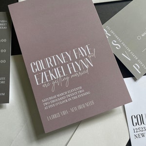 Lavendel Lila Salbeigrün Hochzeitseinladung | Einfache Hochzeitseinladung mit modernen Schriften | lavendel und graue Hochzeitseinladungsset