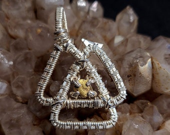 Valknut- Alaskan Gold Nugget & Sterling Silver Valknut pendant (#S-437)