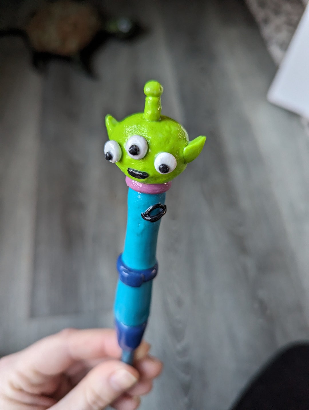 Alien Crochet Hook *MADE TO ORDER* - Etsy