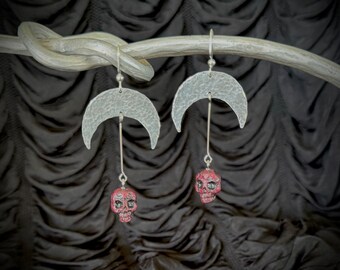 Metal Skull Earrings / Halloween punk goth red monster d&d horror