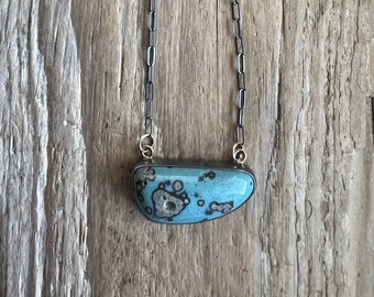Leland blue stone freeform necklace.