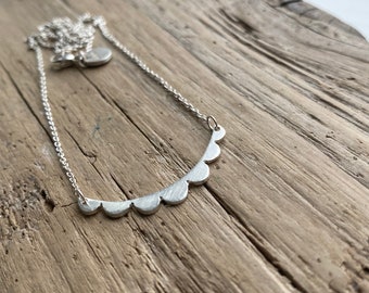 Scalloped Bar Necklace