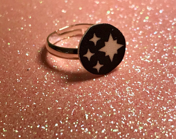Black and White Star Ring