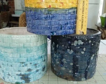 Basket weave planter ceramic