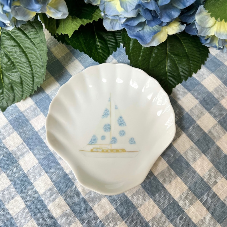 Hydrangea Sailboat Coastal Ring Trinket Dish | Cape cod | Nantucket | Coastal Grandmother | Hydrangea Home Decor | Jewelry Dish | Shell Dish