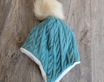 Baby winter hat/Teal winter hat with earflaps and pom pom/blue winter hat with ear flaps/ 0-3 month baby hat/ baby sweater hat, cozy baby